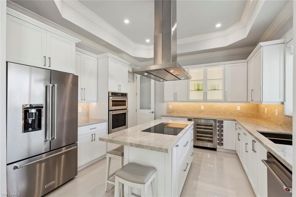 31 Manor Ter, Marco Island, FL 34145-11
