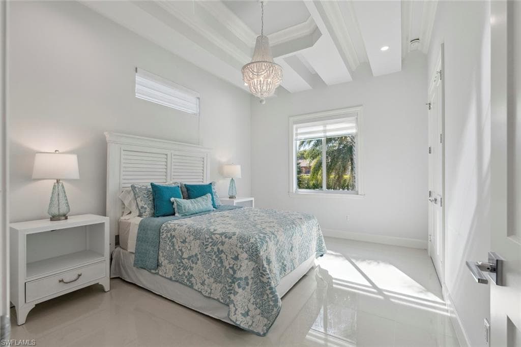 31 Manor Ter, Marco Island, FL 34145-16