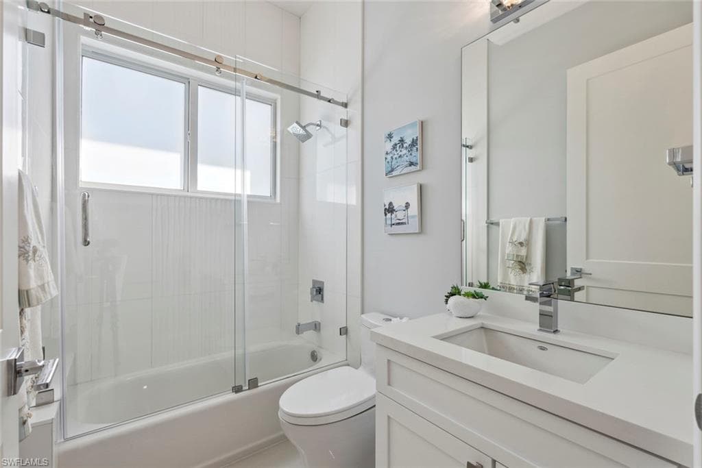 31 Manor Ter, Marco Island, FL 34145-17