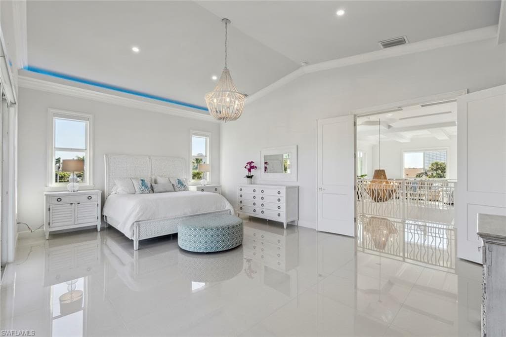31 Manor Ter, Marco Island, FL 34145-25