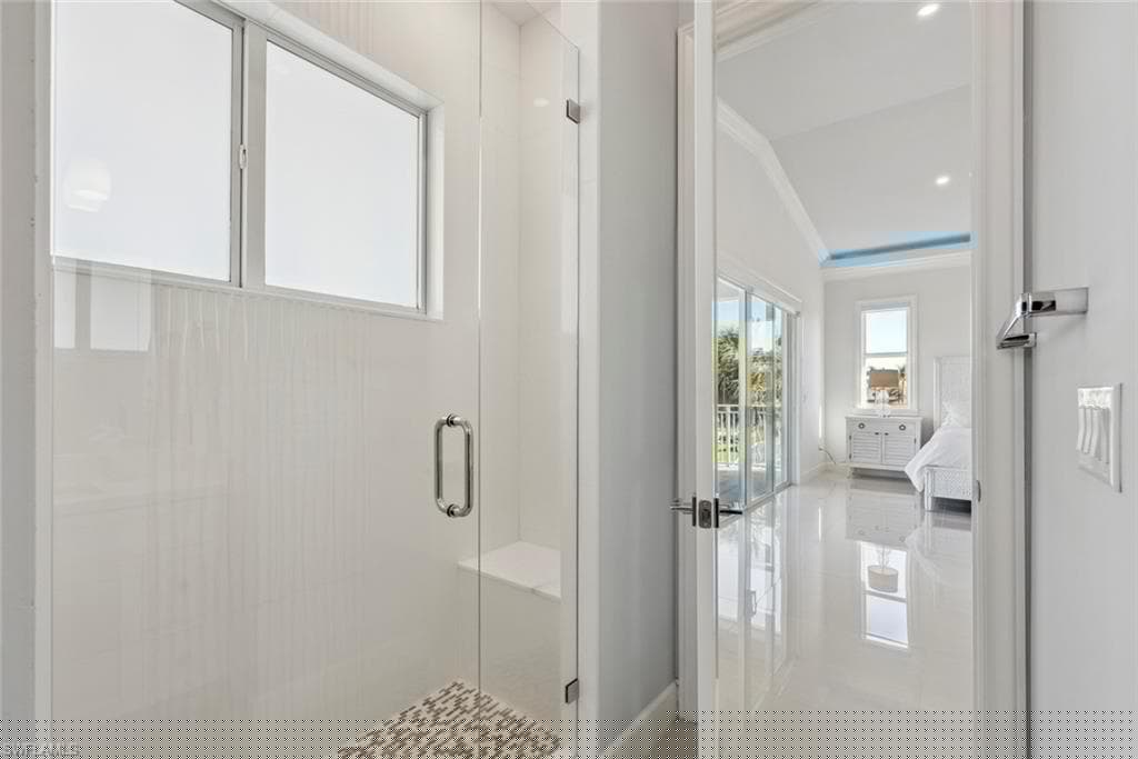 31 Manor Ter, Marco Island, FL 34145-27