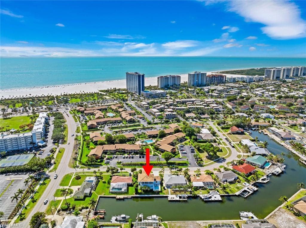 31 Manor Ter, Marco Island, FL 34145-36