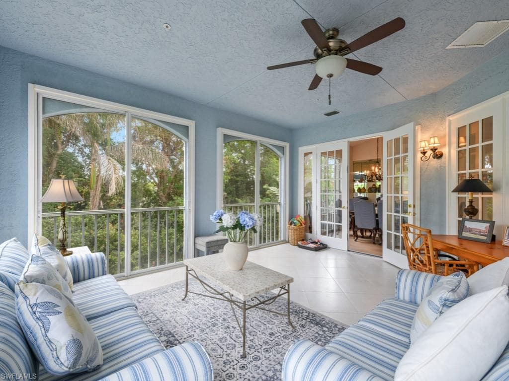265 Colonade Cir, Naples, FL 34103-9
