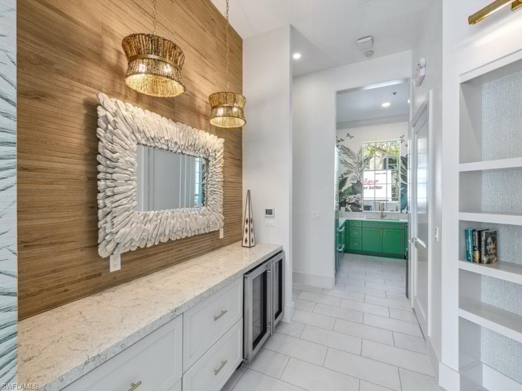 265 Colonade Cir, Naples, FL 34103-26