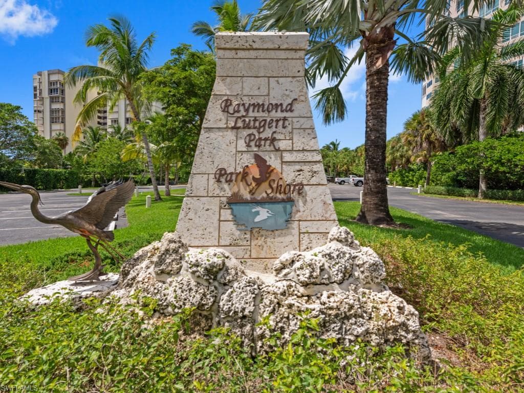 265 Colonade Cir, Naples, FL 34103-36