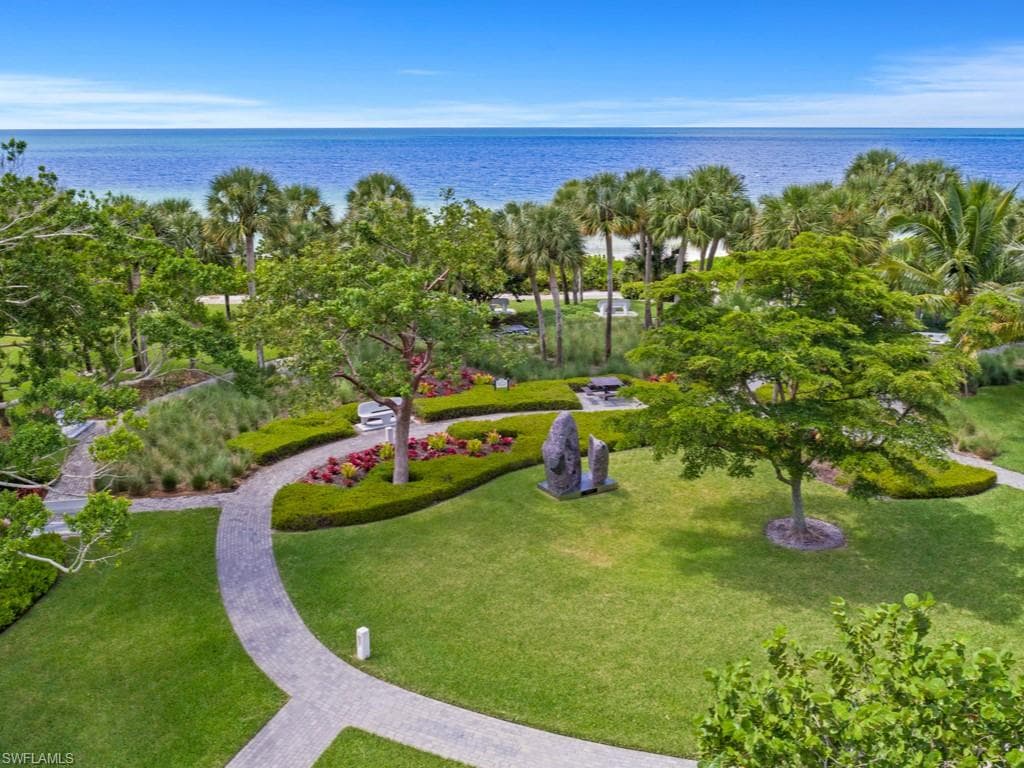 265 Colonade Cir, Naples, FL 34103-37