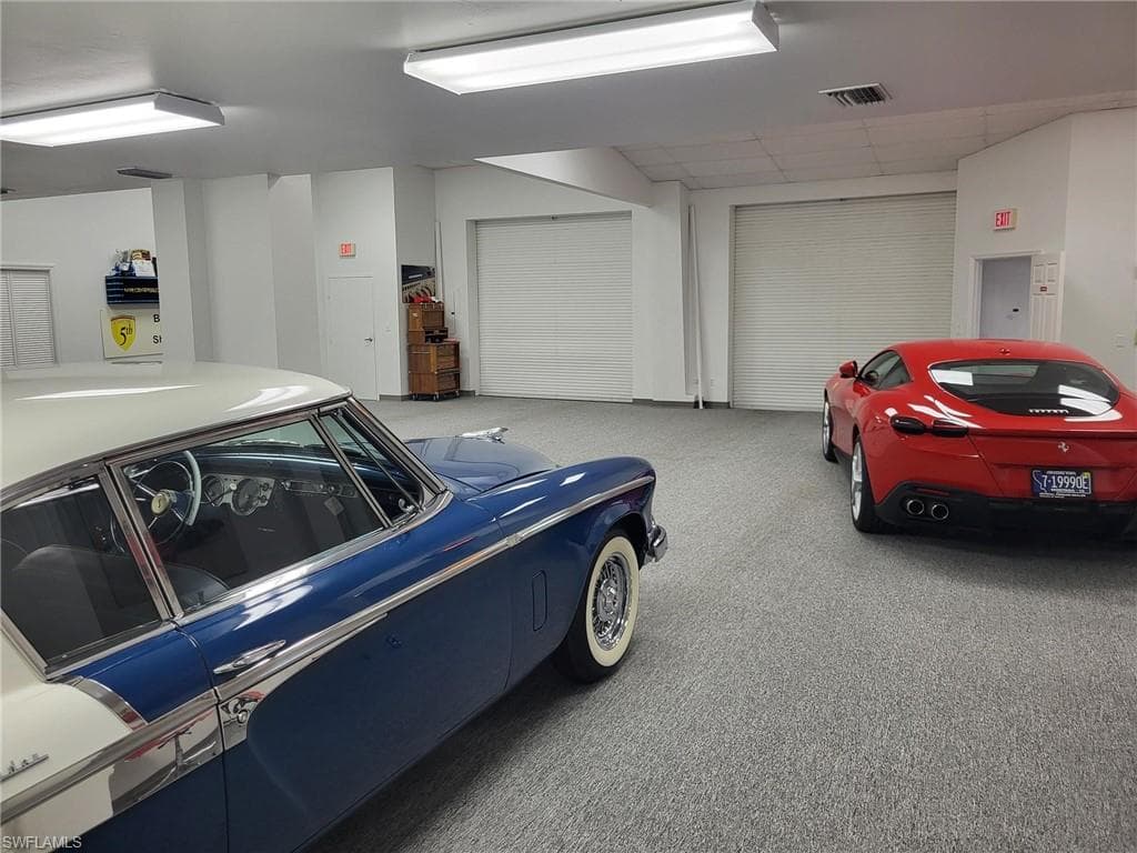 5567 Taylor Rd 7, Naples, FL 34109-4