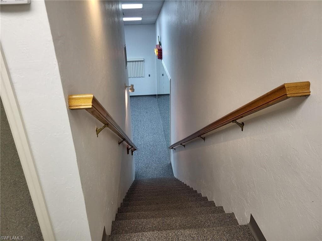 5567 Taylor Rd 8, Naples, FL 34109-11