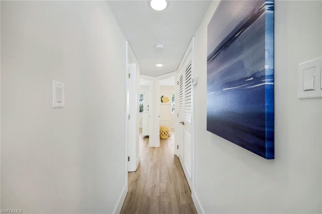 350 Harbour Dr 350, Naples, FL 34103-21