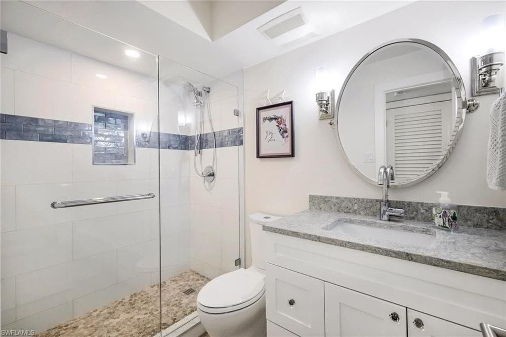 350 Harbour Dr 350, Naples, FL 34103-26