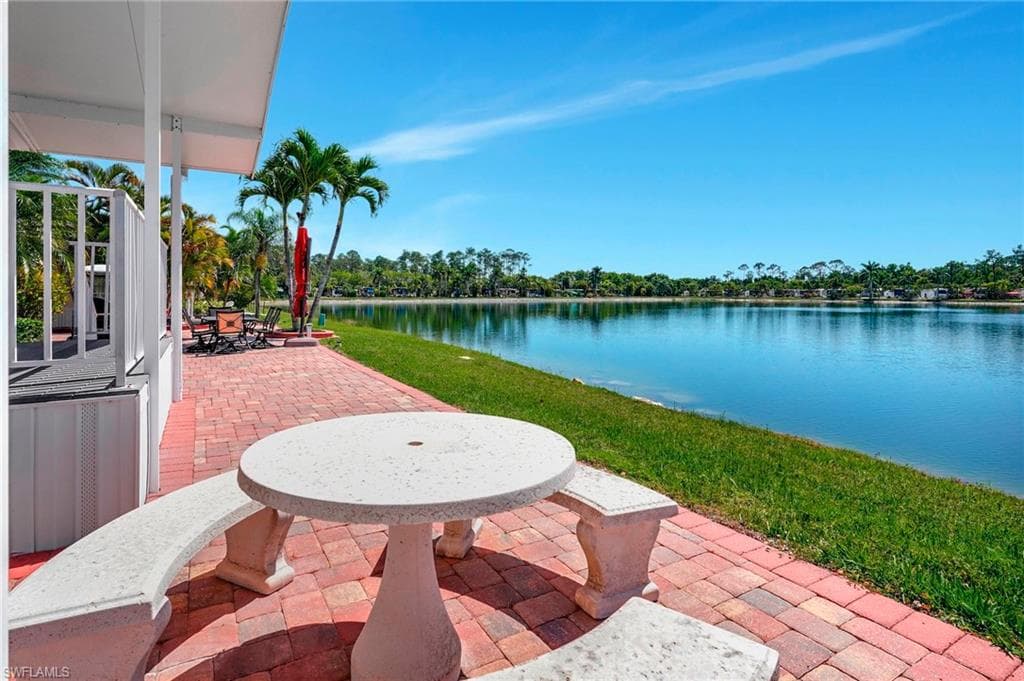 2116 Crystal Lake Dr, Naples, FL 34120-27