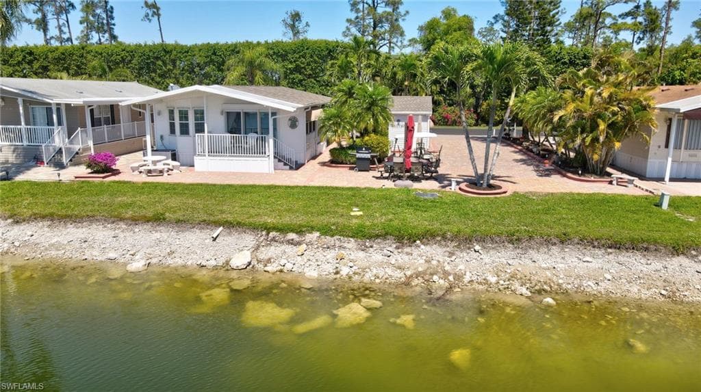 2116 Crystal Lake Dr, Naples, FL 34120-43