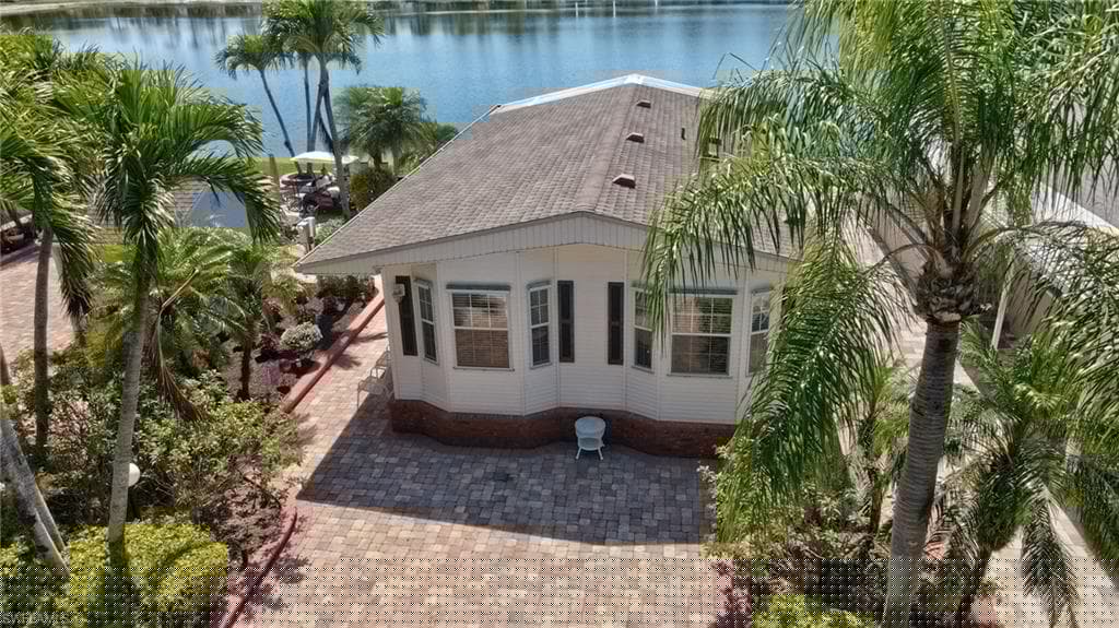 2116 Crystal Lake Dr, Naples, FL 34120-45
