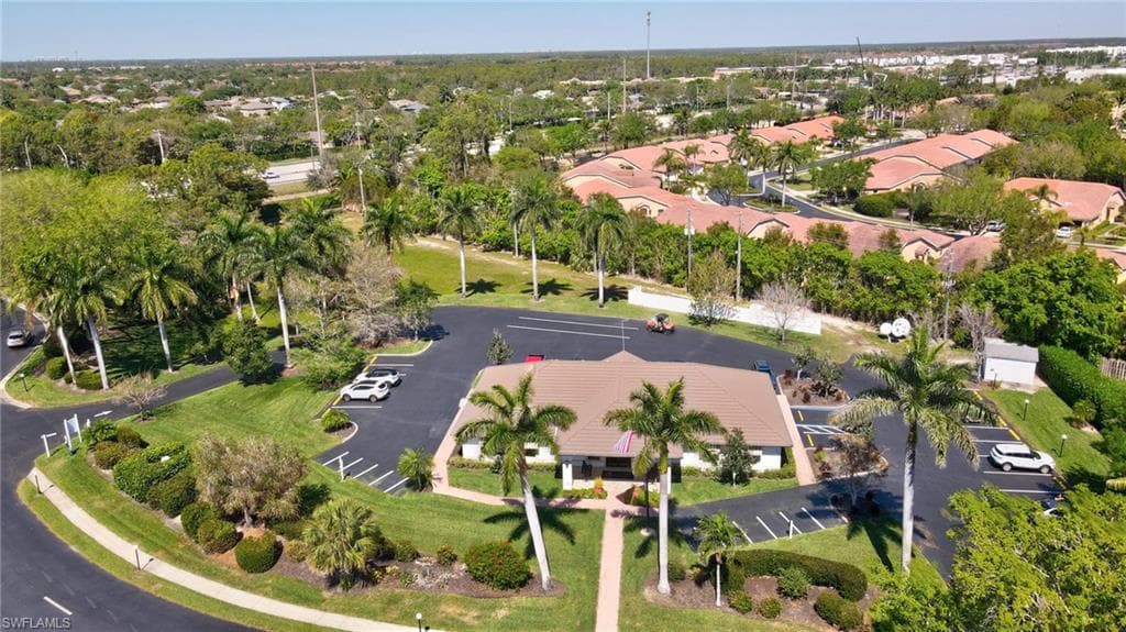 2116 Crystal Lake Dr, Naples, FL 34120-49