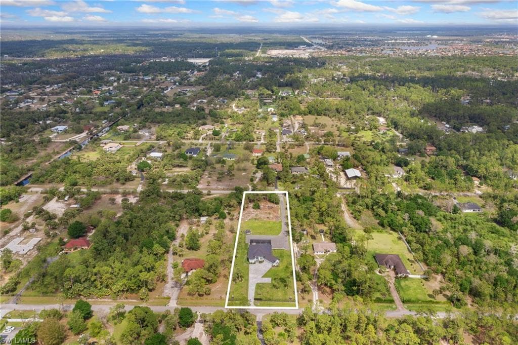 431 16th Ave NE, Naples, FL 34120-11