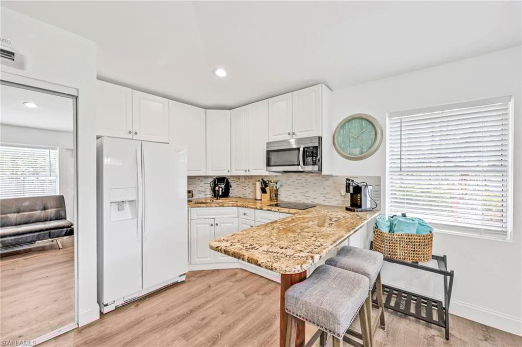 3231 13th Ave SW, Naples, FL 34117-32