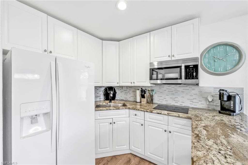 3231 13th Ave SW, Naples, FL 34117-34