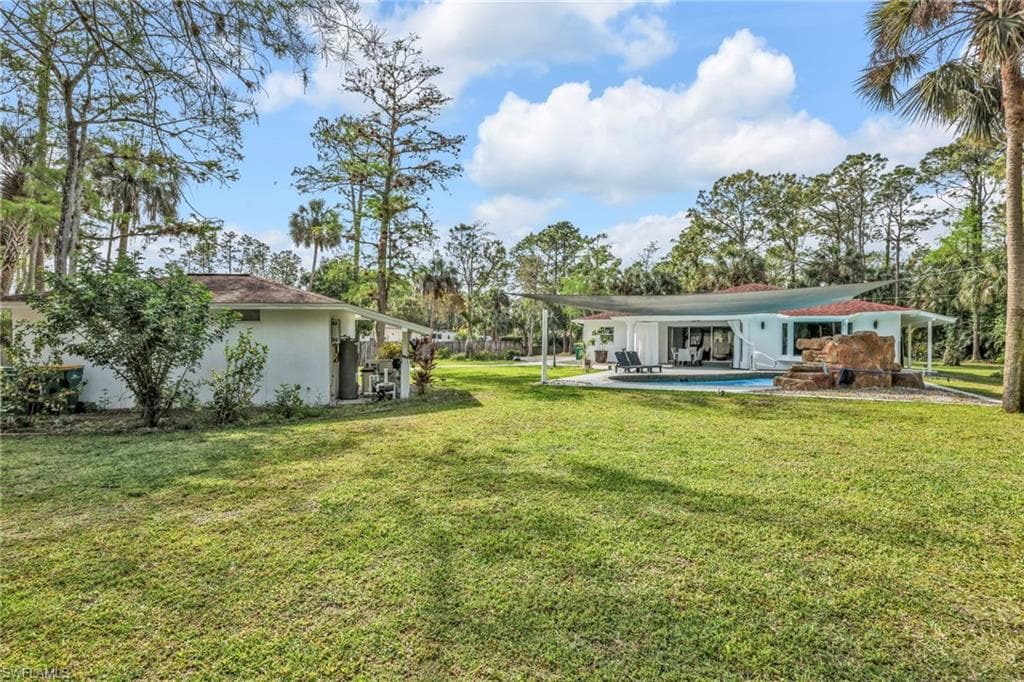 3231 13th Ave SW, Naples, FL 34117-40