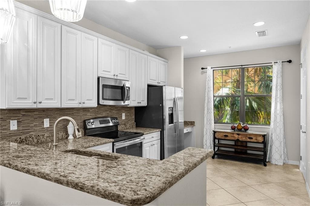 9025 Alturas St 3102, Naples, FL 34113-10