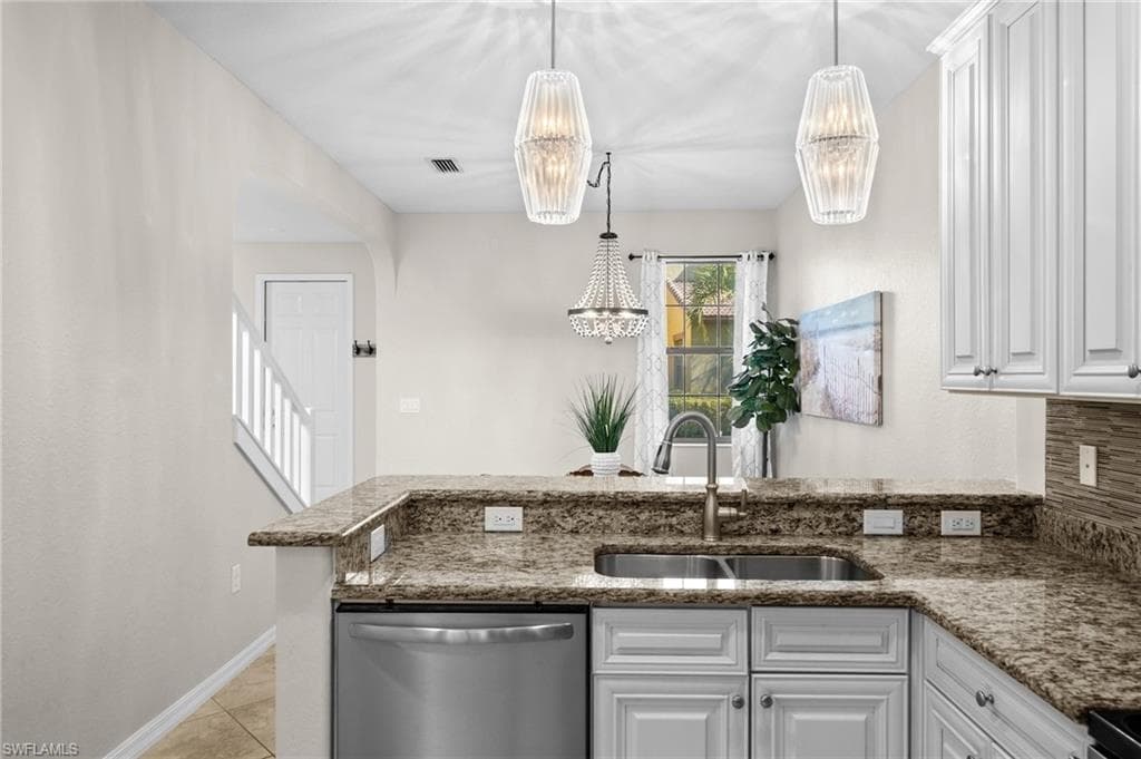 9025 Alturas St 3102, Naples, FL 34113-13