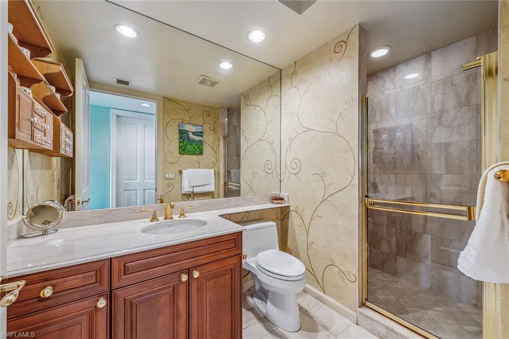 8787 Bay Colony Dr Ph 2004, Naples, FL 34108-29