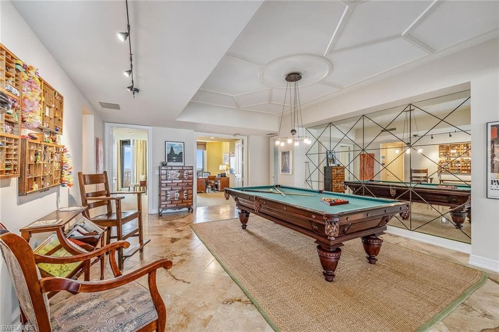 8787 Bay Colony Dr Ph 2004, Naples, FL 34108-36