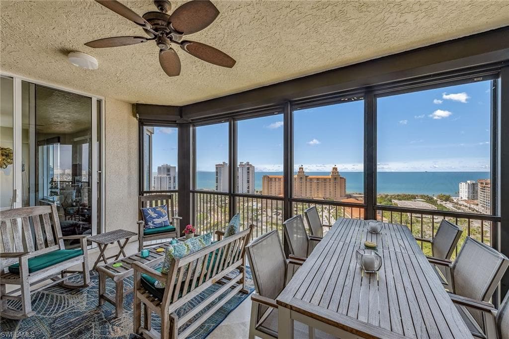 8787 Bay Colony Dr Ph 2004, Naples, FL 34108-44