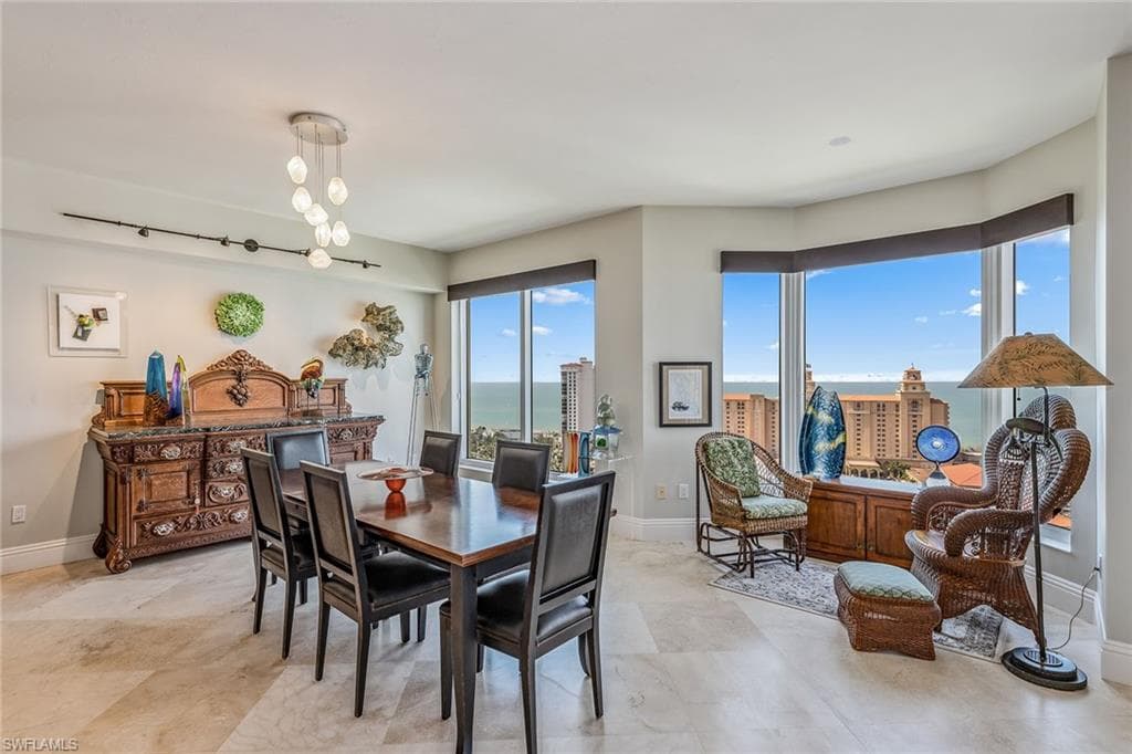 8787 Bay Colony Dr Ph 2004, Naples, FL 34108-8