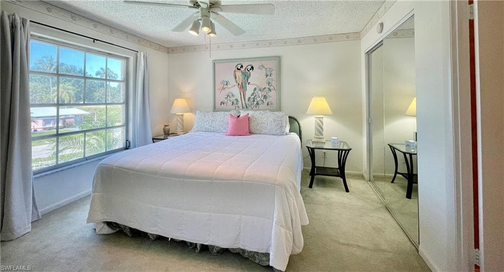 1900 Alamanda Dr 208, Naples, FL 34102-9