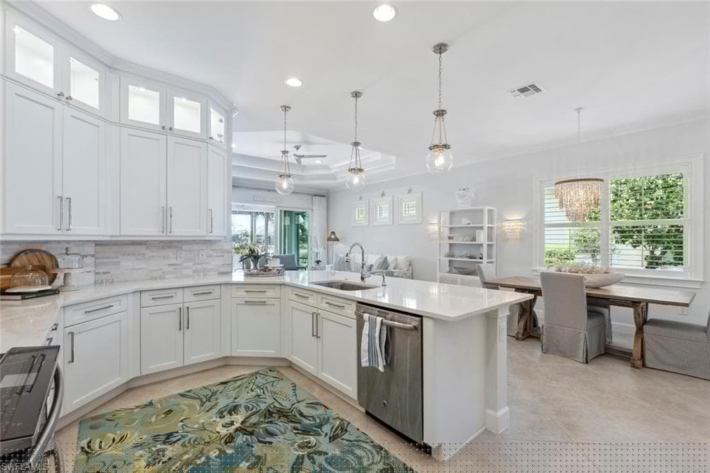 5690 Elbow Ave, Naples, FL 34113-7
