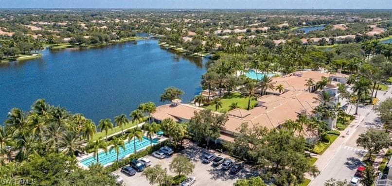 5365 Guadeloupe Way, Naples, FL 34119-18