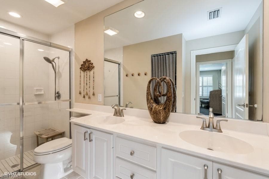 5365 Guadeloupe Way, Naples, FL 34119-20