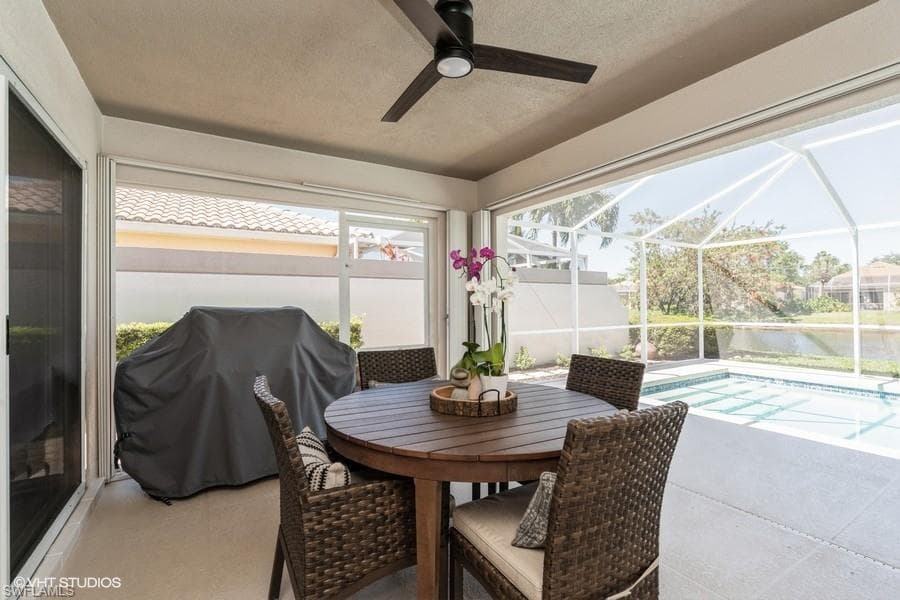 5365 Guadeloupe Way, Naples, FL 34119-4