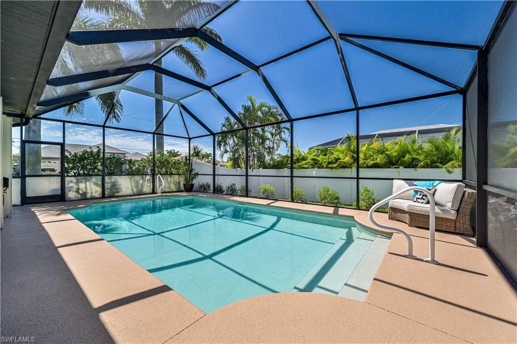 3052 27th Ct, Cape Coral, FL 33914-31