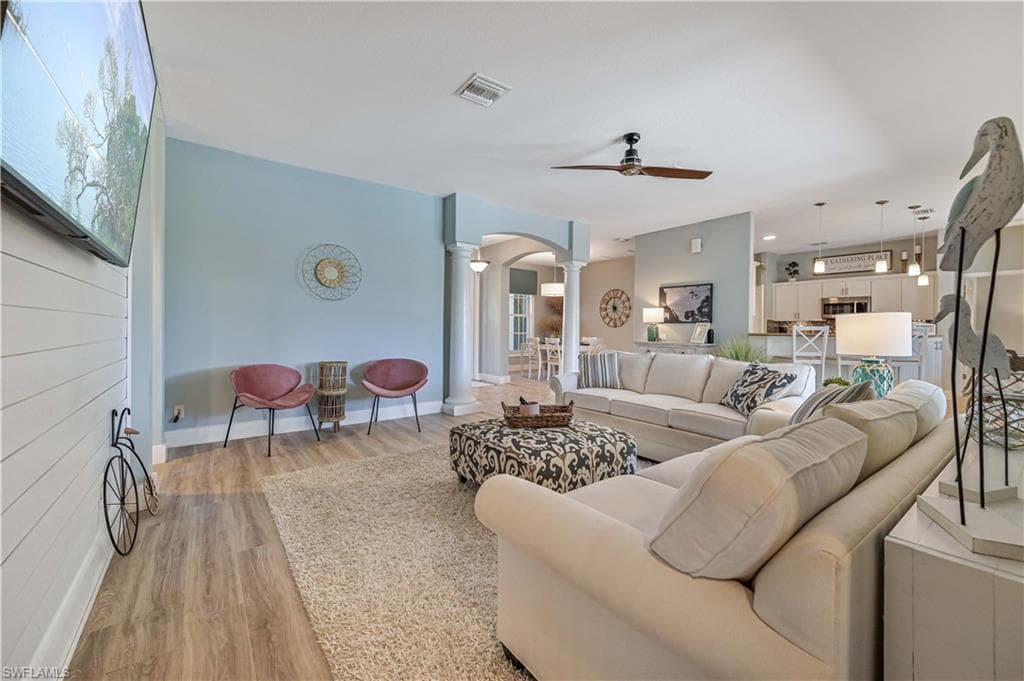3052 27th Ct, Cape Coral, FL 33914-6