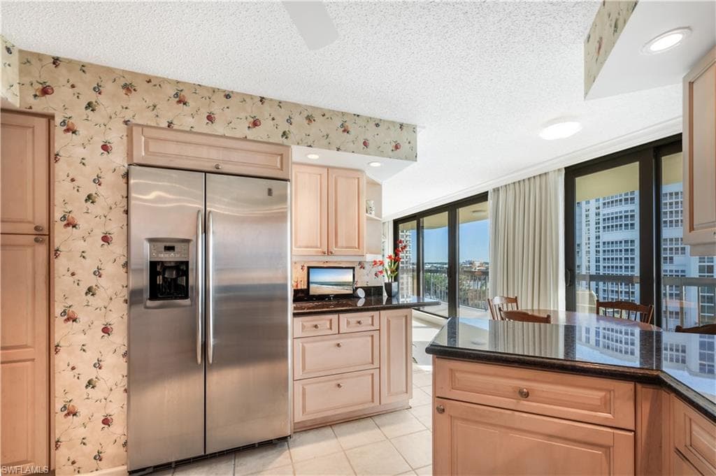 4551 Gulf Shore Blvd N 804, Naples, FL 34103-12