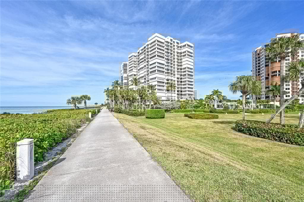 4551 Gulf Shore Blvd N 804, Naples, FL 34103-26