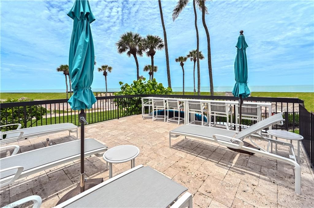 4551 Gulf Shore Blvd N 804, Naples, FL 34103-28