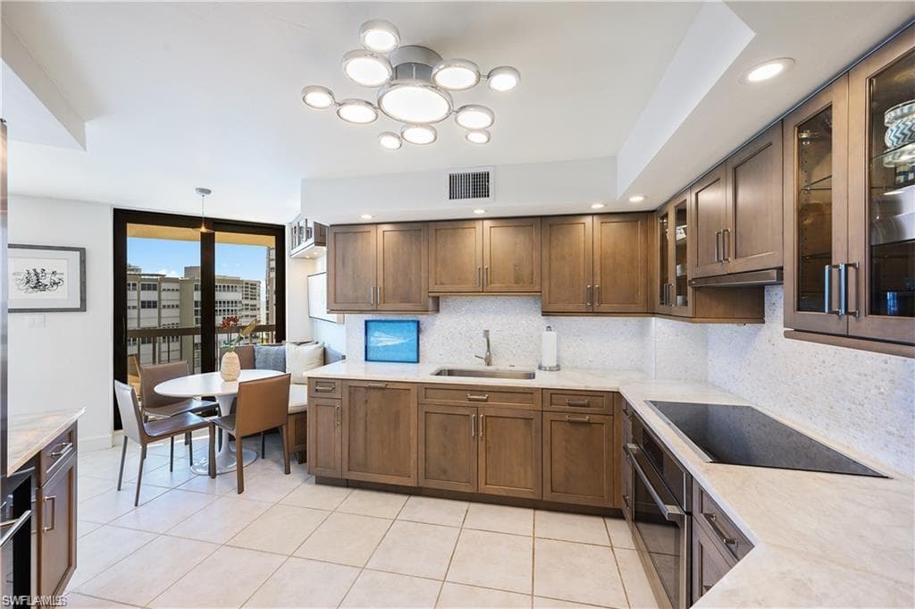 4551 Gulf Shore Blvd N 804, Naples, FL 34103-42
