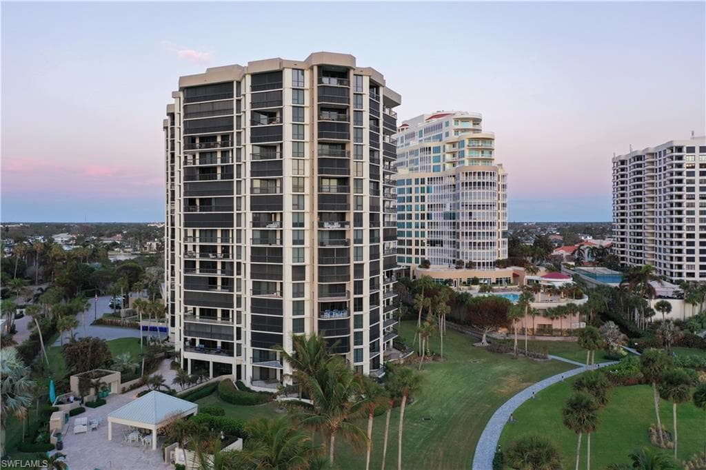 4551 Gulf Shore Blvd N 804, Naples, FL 34103-49