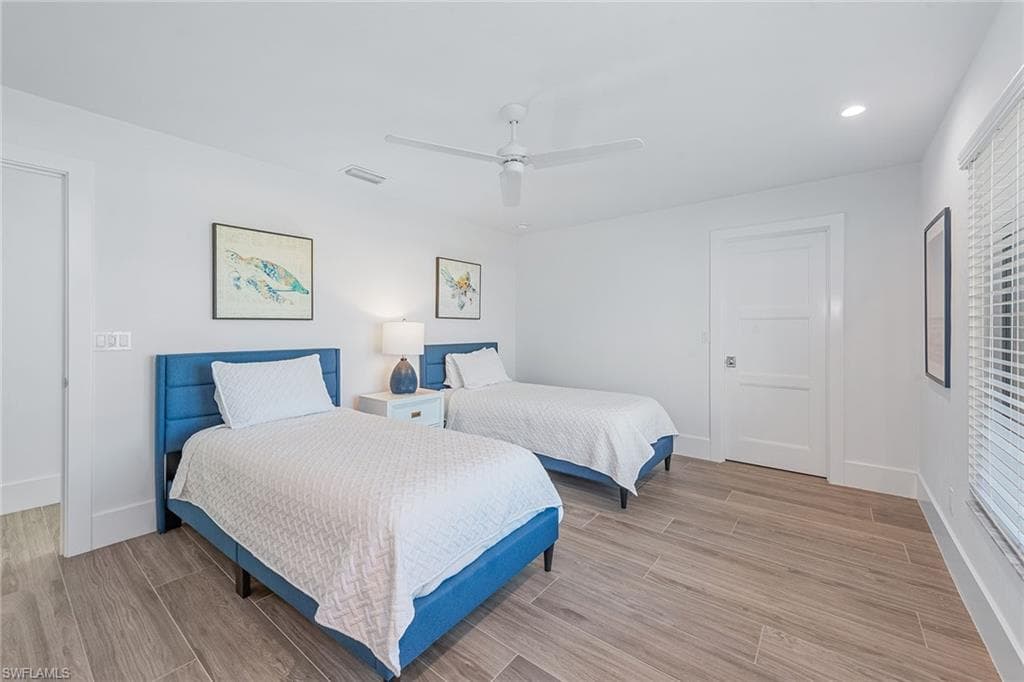 1401 Salvadore Ct, Marco Island, FL 34145-25