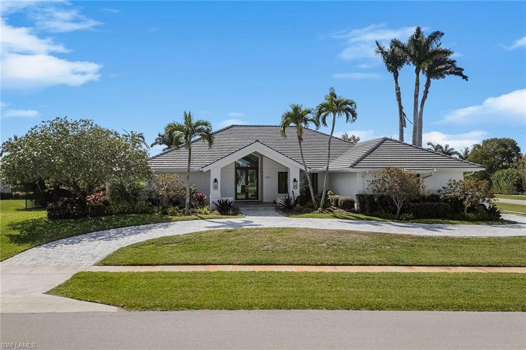 1401 Salvadore Ct, Marco Island, FL 34145-39