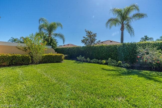 7520 Firenze Ln, Naples, FL 34114-28