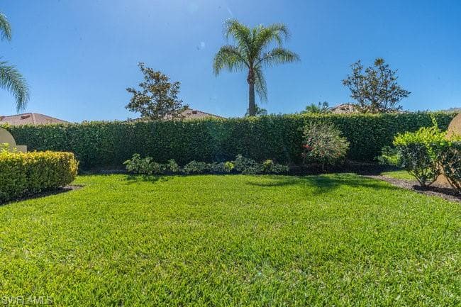 7520 Firenze Ln, Naples, FL 34114-30