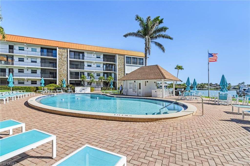 2900 Gulf Shore Blvd N 106, Naples, FL 34103-32