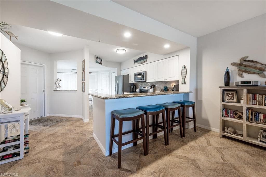 4960 Deerfield Way E103, Naples, FL 34110-11
