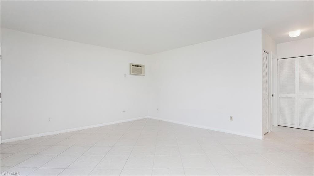 240 Collier Blvd C1, Marco Island, FL 34145-10