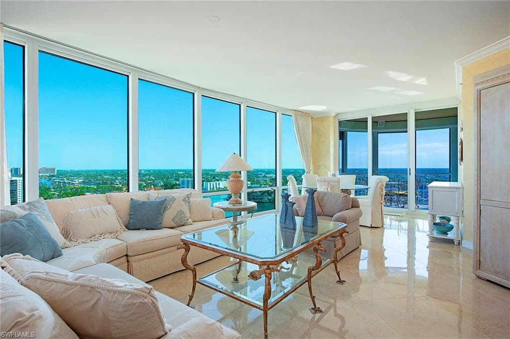3971 Gulf Shore Blvd N Ph-104, Naples, FL 34103-4