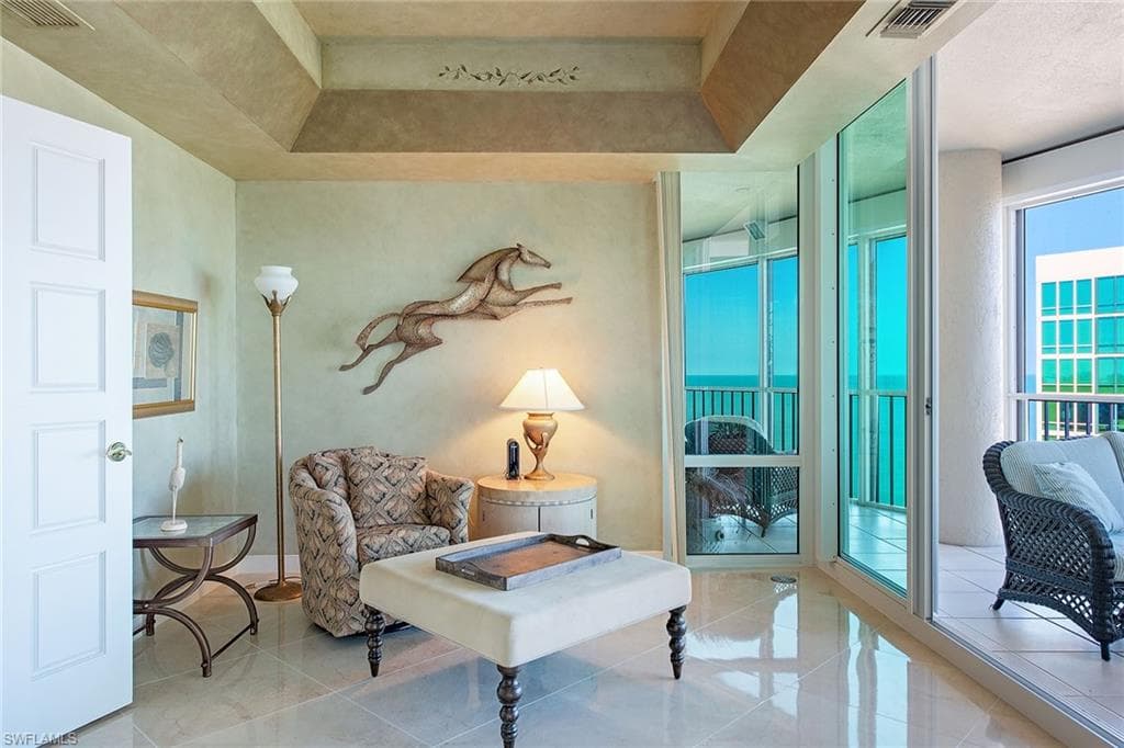 3971 Gulf Shore Blvd N Ph-104, Naples, FL 34103-8