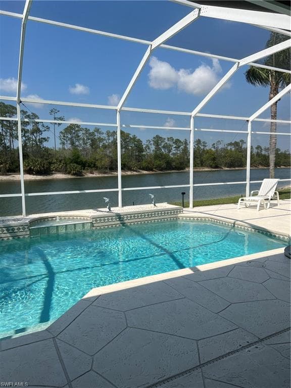 7793 Naples Heritage Dr, Naples, FL 34112-4